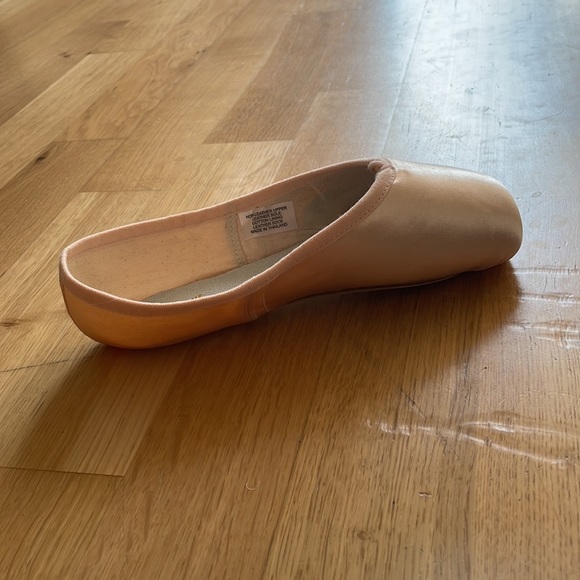 Bloch alpha pointe shoes 4X - Picture 3 of 4